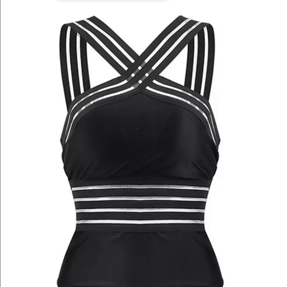 Sexy black one piece swimsuit - Picture 3 of 10